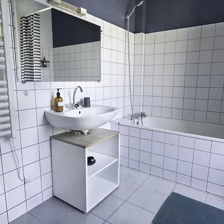 Centre-ville ~ Wi-fi ~ Netflix ~ T4 Le Gurval Apartmán Guer