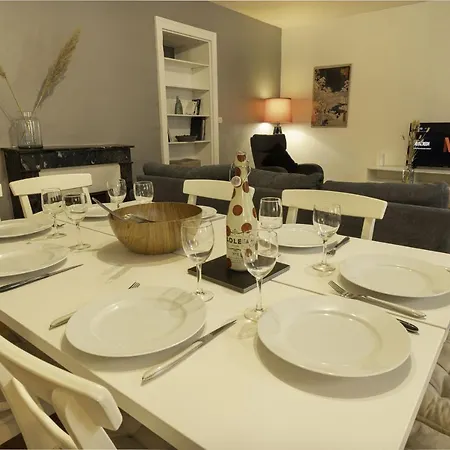 Centre-ville ~ Wi-fi ~ Netflix ~ T4 Le Gurval Apartmán